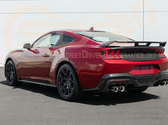 2024-UP FORD MUSTANG S650 | CARBON FIBER REAR TRUNK PANEL COVER TRIM